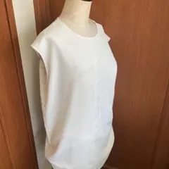 新品未使用　ユニクロ　ドレープフレンチスリーブチュニック