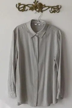 UNIQLO　ブラウス