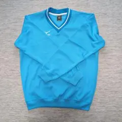 ミズノ　Vトレーナー　水色