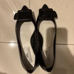 TEMPERATE 黒 ポインテッドトゥ フラットシューズ