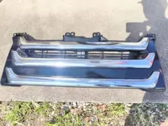 ハイエース　トヨタ純正グリル　モデリスタのサムネイル