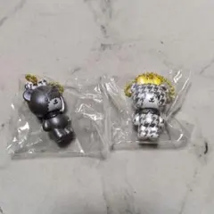 ハローキティモノクロガーリーシークレットマスコットチャーム　タイニーチャムセット
