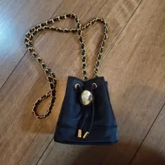 Item thumbnail for item 102bbc42-a73c-463e-bb9a-3e855c68cbe8