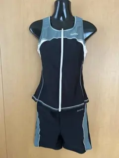 新品Reebok スポーツ用水着 13Lのサムネイル