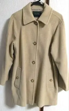 East Boy ベージュ コート