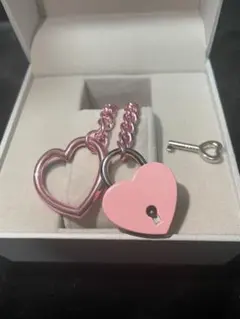 ラブチェーン　南京錠ネックレス　チェーンネックレス　ゴスロリ　ハートチェーン