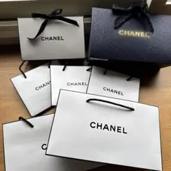 2026年最新】CHANEL ショップ袋・ショッパーの人気アイテム - メルカリ