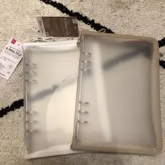 ダイソー 6リングファイル A5 ベージュ ジッパー付き シール帳　ホワイト