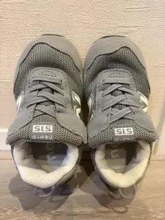 new balance 515 グレー　13㎝
