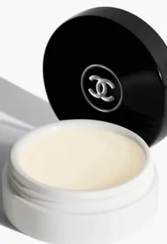新品未使用CHANEL♡イドゥラビューティーリップバーム　10gのサムネイル