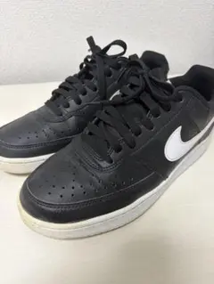 NIKE スニーカー ブラック ホワイトのサムネイル