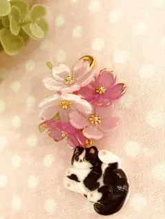 桜❁⃘小春日和の猫ちゃん❁⃘アクセサリーファスナーチャームじゃらじゃらキーホルダー