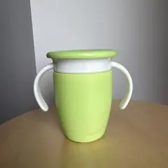 munchkin コップ練習マグ　ミラクルカップ