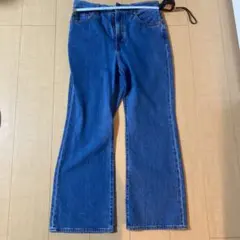 Item thumbnail for item 944f86ef-e4c1-43f4-bee6-336b7dd38bdf