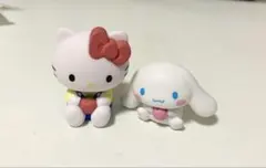ハローキティとシナモロール フィギュアセット