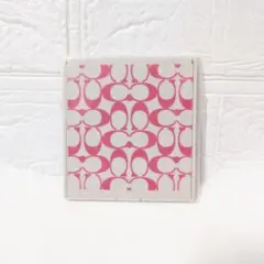 未使用　COACH　ミラー　折りたたみ　シグネチャー　ベージュ