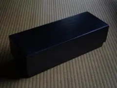 古い黒塗りの御札箱 / 御符箱 経箱 木箱 木製 古道具 寺院 仏教 花器 花入 古い黒塗りの御札箱 / 御符箱 経箱 木箱 木製 古道具 寺院 仏教 花器