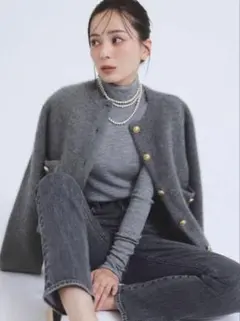 アニュアンス　ラクーンブレンドノーカラーニットジャケット　グレー