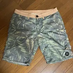 BILLABONG ハーフパンツ　Ｌサイズ