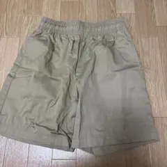 GU ベージュ ショートパンツ