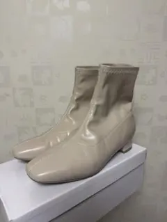 グレイル　ショートブーツ