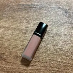 シャネル ルージュ　アリュール　リクィッド ヴェルヴェット 238