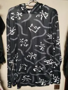 NieR CLOTHING 漢字総柄 フード付き長袖カットソー