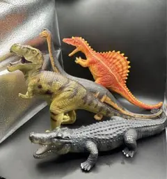恐竜セット ティラノサウルス など4個　FAVORITECOLLECTION