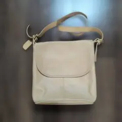 コーチ　グローブレザー 　ショルダーバッグ 　ベージュ