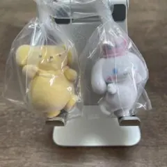 サンリオ　ライブキャラクターズ　ミニチュアチャーム　シナモ　ポムポムプリン　２点