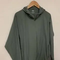 T693 UNIQLO パーカー カーキ ジップアップのサムネイル