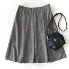 美品♪アクアスキュータム◆ウール千鳥格子柄タックスカート　チェック　日本製