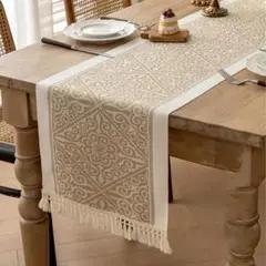 テーブルランナー インテリア モダン 北欧風　タッセル　テーブルセンター