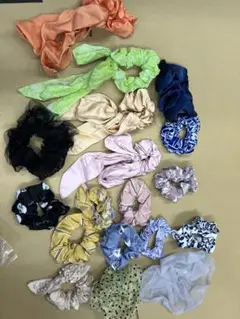 レディース　リボンヘアゴム　シュシュ 10点セット カラフルアソート