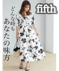 大きいサイズ対応♡fifth驚きの着痩せ力♡大人を綺麗に魅せる水彩花柄ワンピースのサムネイル
