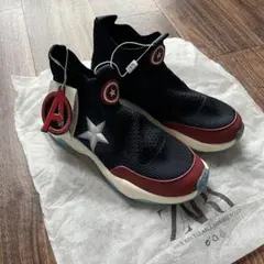 ZARA Marvel Captain America スニーカーのサムネイル