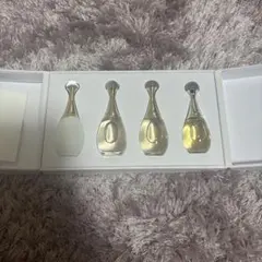 Dior ギフトボックス ノベルティ 4本入 クリスタル バースデーギフト