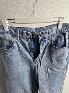 GU ハイウエストセミワイドジーンズ ライトブルー