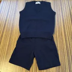 Dressageネイビー Vネック ベストとショートパンツ セット