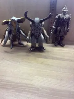 アパテー　バジリス　エンザン　ウルトラマンガイア　ウルトラ怪獣　ソフビ