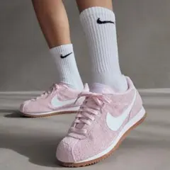 NIKE コルテッツ ビンテージスエードウィメンズシューズ　　スニーカー　ナイキ