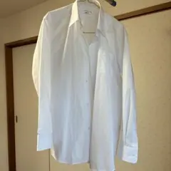 ホワイト 長袖シャツ 胸ポケット付き