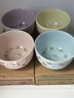 2001年（非売品）レア　ハローキティ小どんぶり 丼4個セット 陶器