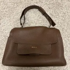 フルラ ワンショルダーバッグ ブラウン　茶色