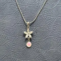 花モチーフ シルバーネックレス