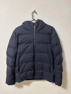 シームレスダウンパーカ