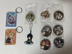 鬼滅の刃 アクリルキーホルダー・缶バッジセット