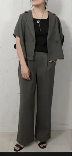 2025 秋物　cloche クロシェ　メランジスラブ　セットアップ
