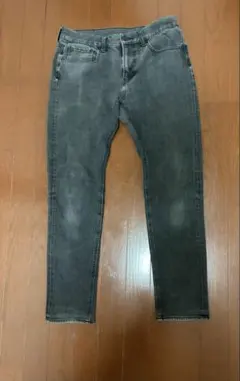 GU メンズ デニムパンツ グレー　サイズ32のサムネイル