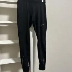 Nike ブラックタイツ ジッパーポケット付き